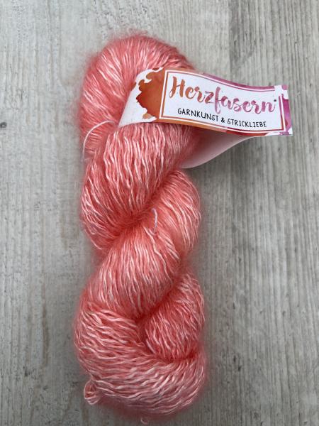 No 50 Rouge Seide/Mohair